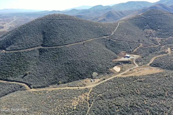 000 Miners Pick Lot 20, Mayer, AZ 86333