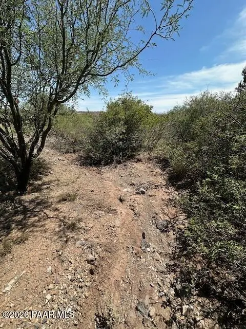 15425 E Upper Ridge LN, Mayer, AZ 86333