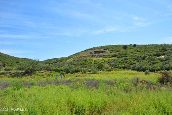 851 S Apache Knolls TRL, Dewey-humboldt, AZ 86327