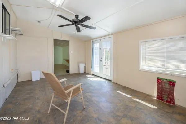 15633 S Red Rock LN, Mayer, AZ 86333