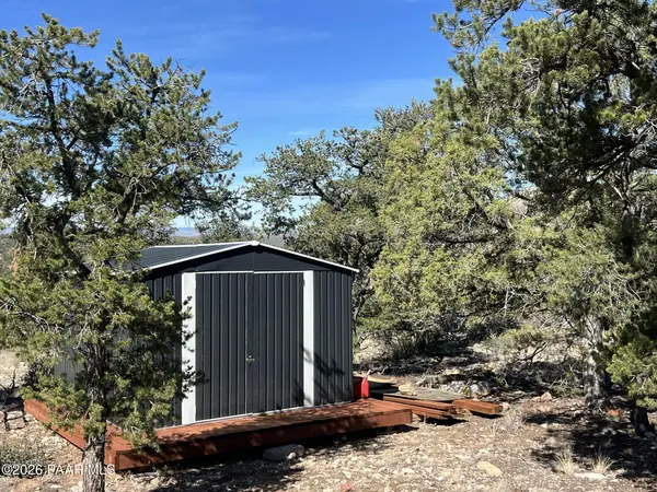 362 Big View TRL, Ash Fork, AZ 86320