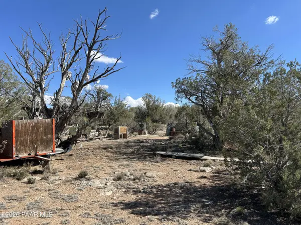 00 N Pumphouse RD, Seligman, AZ 86337