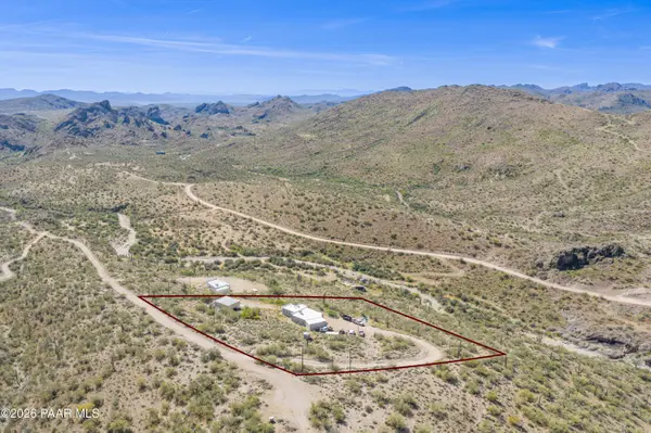 35220 S Rebel Pass, Morristown, AZ 85342