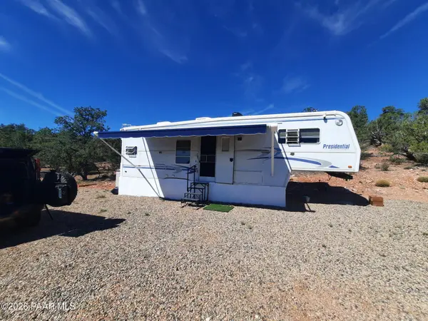 261e W Titan Ranch Rd, Seligman, AZ 86337