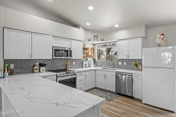 2105 W Terrace DR, Wickenburg, AZ 85390