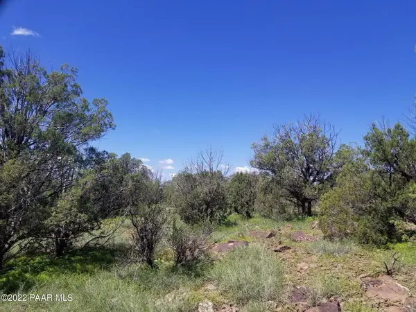 1550 W Joseph DR, Ash Fork, AZ 86320