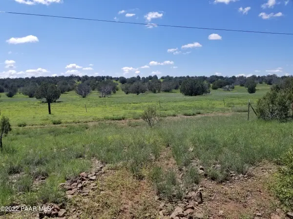 1550 W Joseph DR, Ash Fork, AZ 86320