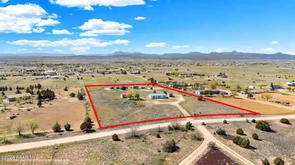 805 W Eleanor RD, Paulden, AZ 86334