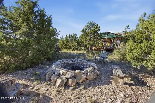 450 W Mystic Mesa DR, Paulden, AZ 86334