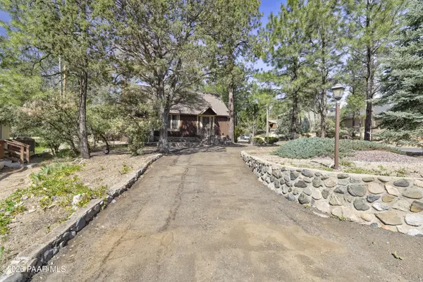 902 S Hemlock AVE, Prescott, AZ 86303