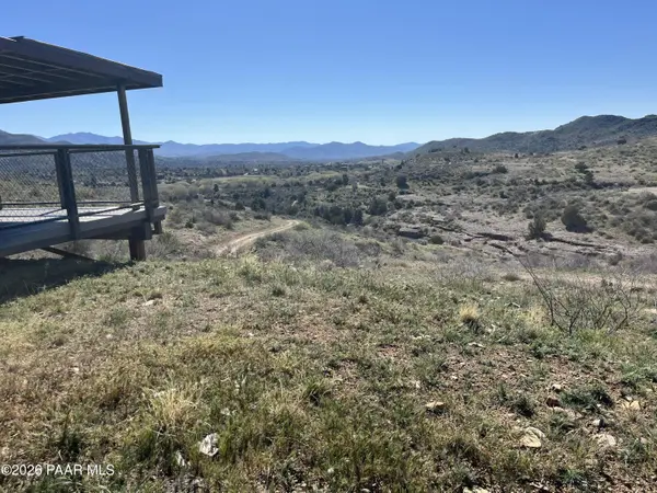 0 S Walnut Grove Rd :Lots 3a1 &3a2, Kirkland Junction, AZ 86332