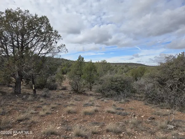 446 Arizona RD, Ash Fork, AZ 86320
