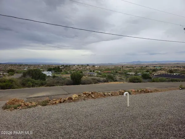 19539 E Sage Brush DR, Mayer, AZ 86333