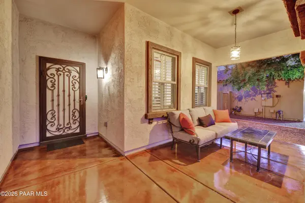 1273 E Apricot LN, Gilbert, AZ 85298