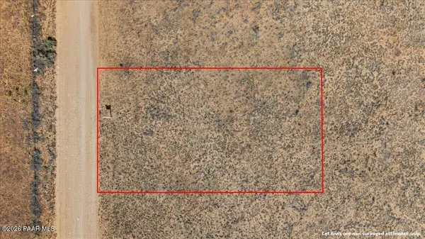 155 E Ahonen RD, Paulden, AZ 86334