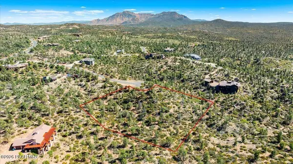 6700 W Singing Wolf LN, Prescott, AZ 86305