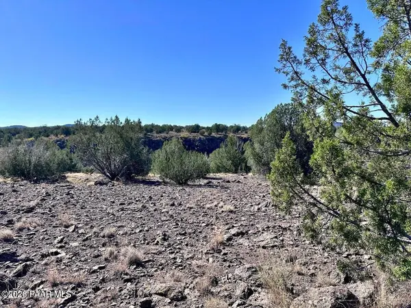 145 SW Reckless Lane, Ash Fork, AZ 86320