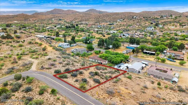 20471 E Deer Valley LN, Mayer, AZ 86333