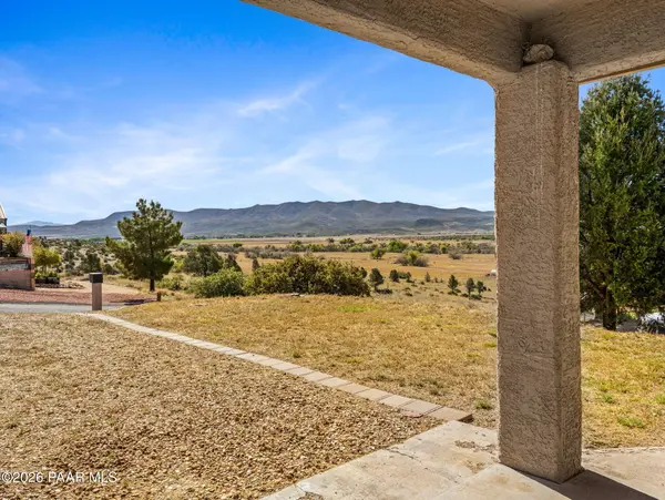 18420 S Peeples Valley RD, Peeples Valley, AZ 86332