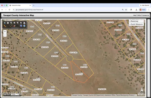 32209 W Corona WAY, Seligman, AZ 86337
