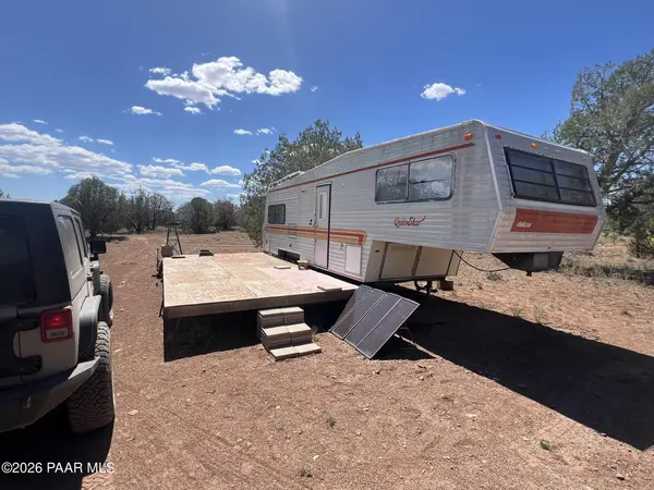 206 Brava LN, Ash Fork, AZ 86320