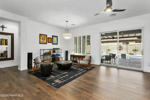 43307 N 47th DR, New River, AZ 85087
