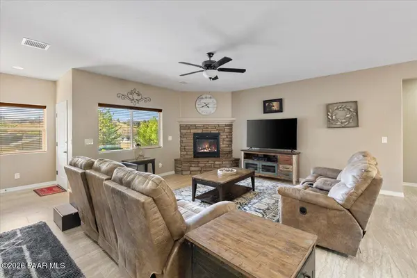9375 E Serpentine LN, Prescott Valley, AZ 86314