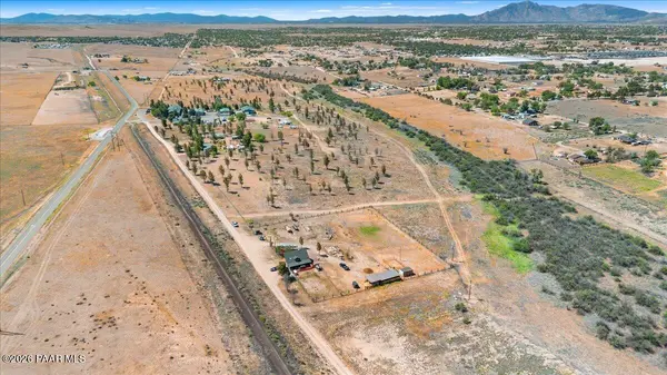 000 Tree Farm LN, Chino Valley, AZ 86323