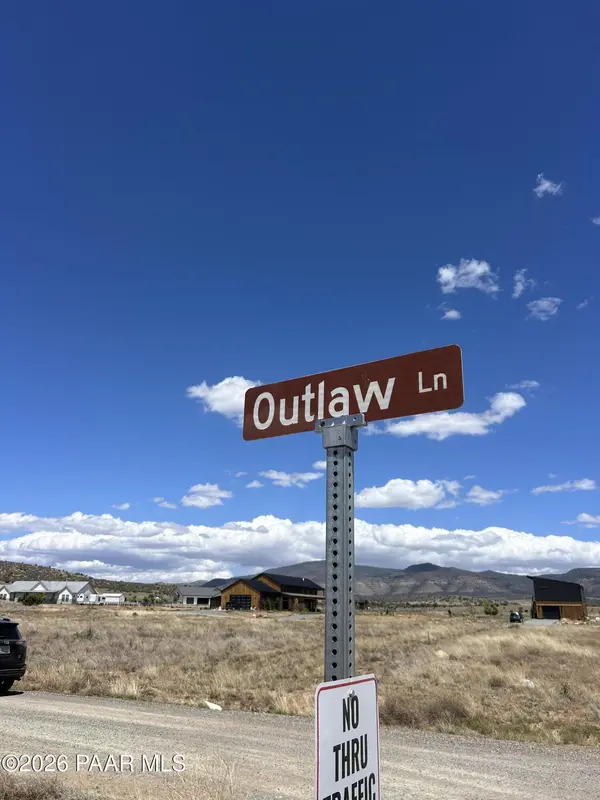 11757 N Outlaw LN, Prescott Valley, AZ 86315