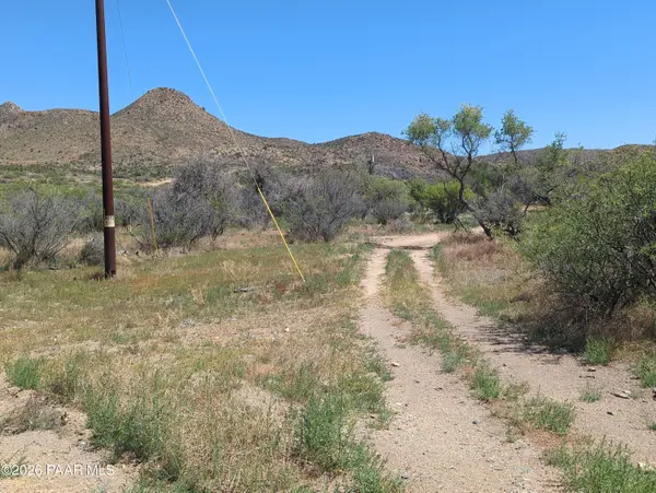 00 S Kirkland Peak RD, Kirkland, AZ 86332