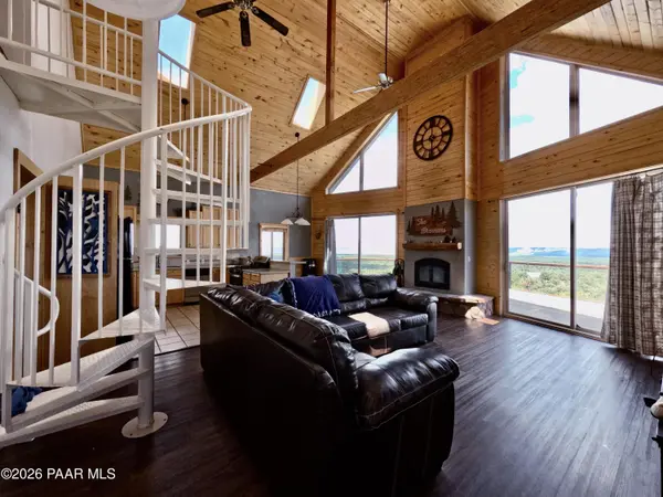 33867 W Whiskey River RD, Seligman, AZ 86337