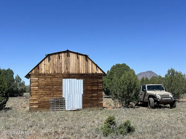15 B/D Daytona BLVD, Ash Fork, AZ 86320