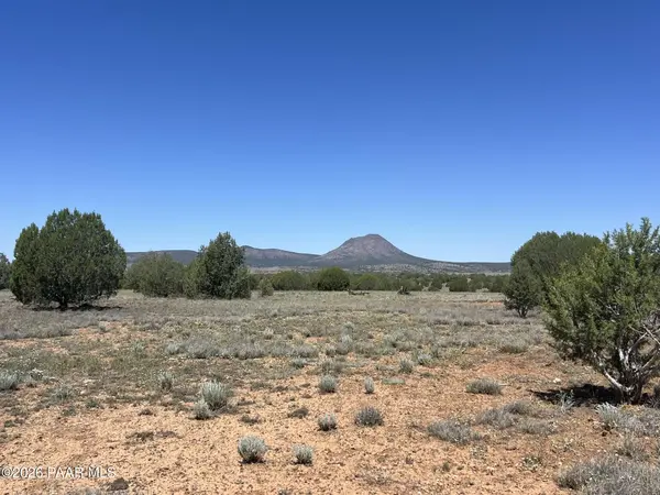 15 B/D Daytona BLVD, Ash Fork, AZ 86320