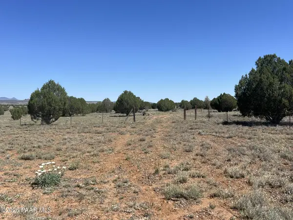 15 B/D Daytona BLVD, Ash Fork, AZ 86320