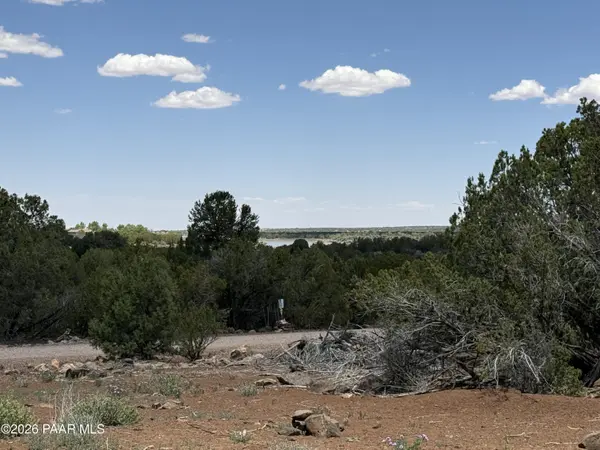 1885 Daggs ST, Show Low, AZ 85901