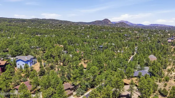 1733 Rolling Hills DR, Prescott, AZ 86303