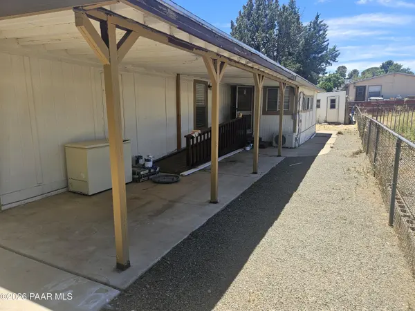17089 E Lakeview DR #27, Mayer, AZ 86333
