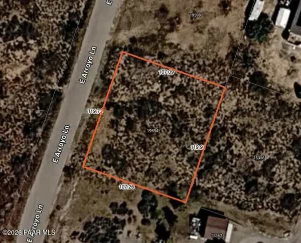 19594 E Arroyo LN, Mayer, AZ 86333
