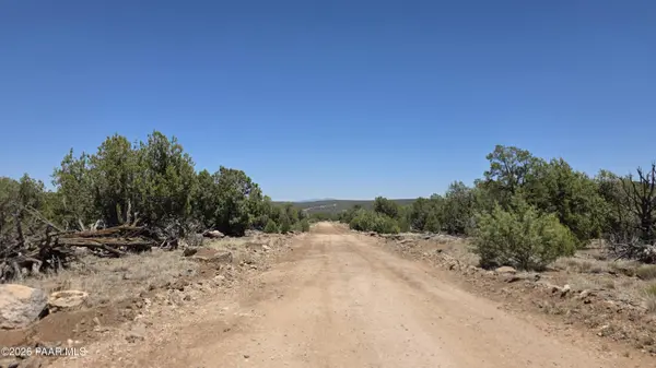 1224-A Pale Moon, Seligman, AZ 86377
