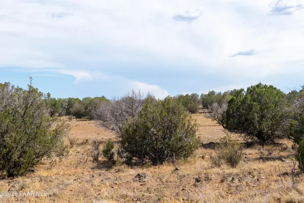 2.13 Acres Off N. Headwaters (No Address) RD, Paulden, AZ 86334