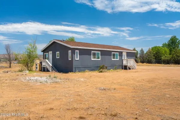 1050 W Lingor LN, Paulden, AZ 86334