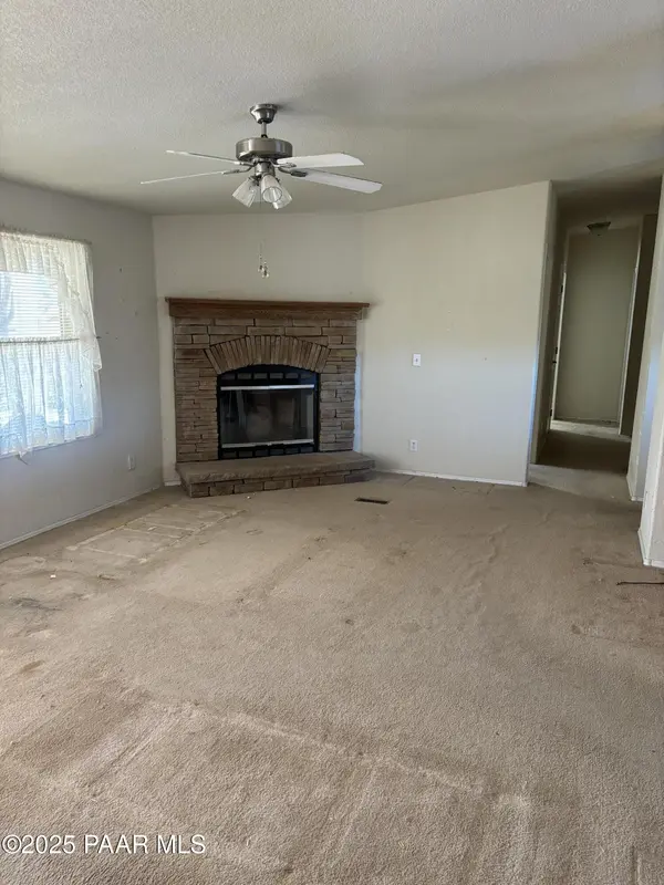 5720 S Mountain Lion RD, Kingman, AZ 86401