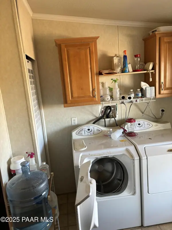 5720 S Mountain Lion RD, Kingman, AZ 86401