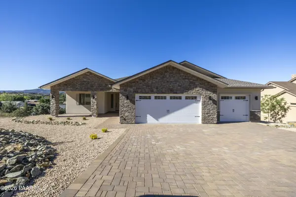 561 S Lakeview DR, Prescott, AZ 86301
