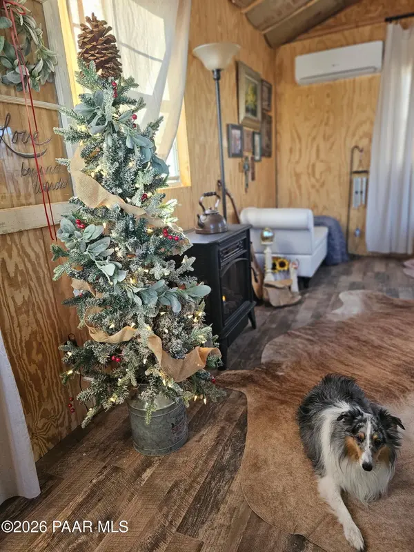 35636 Elk LN, Seligman, AZ 86337