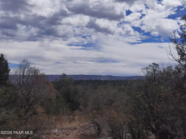 32399 W Avenida Bailar, Seligman, AZ 86337