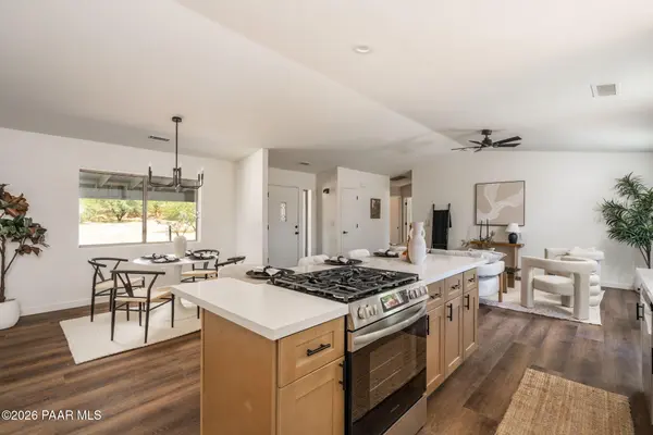 10375 E Oak Creek Valley DR, Cornville, AZ 86325