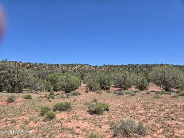 236 W Kings Ranch RD, Ash Fork, AZ 86320