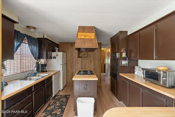 17391 E Panorama DR, Mayer, AZ 86333