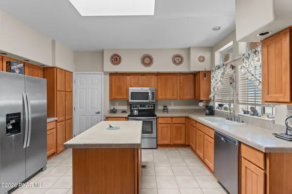 27513 N 252nd AVE, Wittmann, AZ 85361